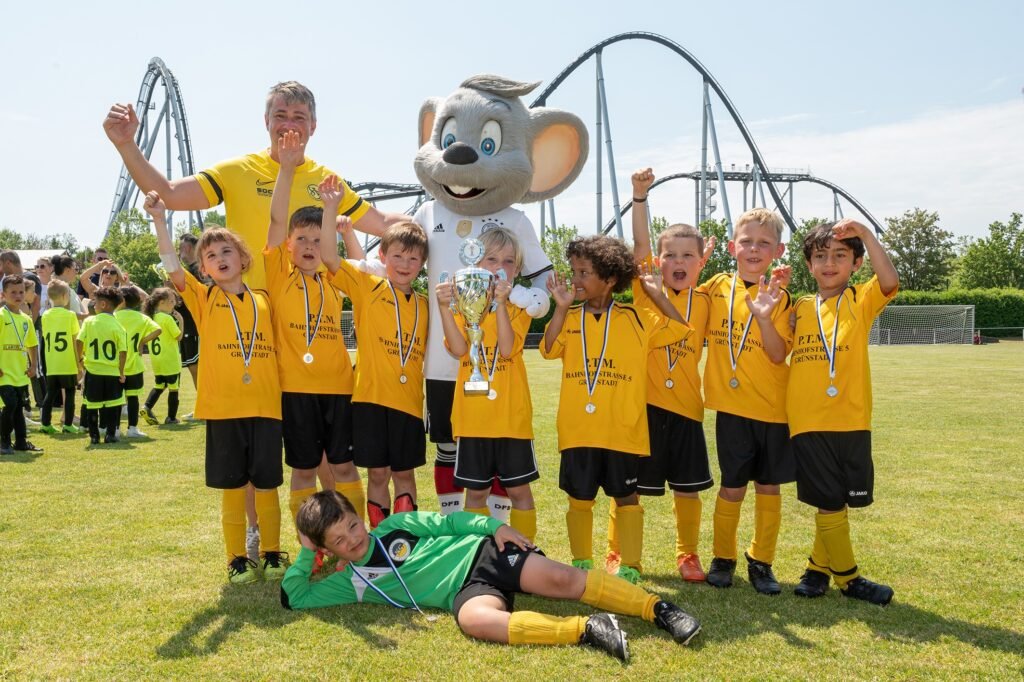 Strahlende Gesichter beim Internationalen Europa-Park Cup des SV Rust © Europa-Park GmbH & Co Mack KG