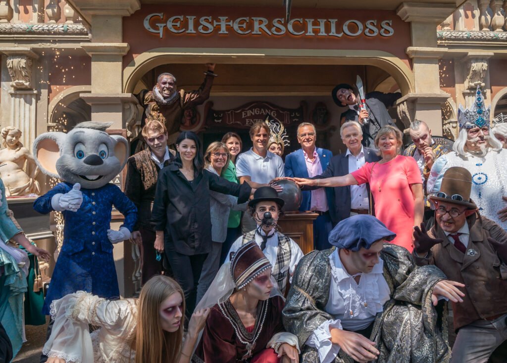 Familie Mack eröffnet das „Castello dei Medici“ © Europa-Park GmbH & Co Mack KG