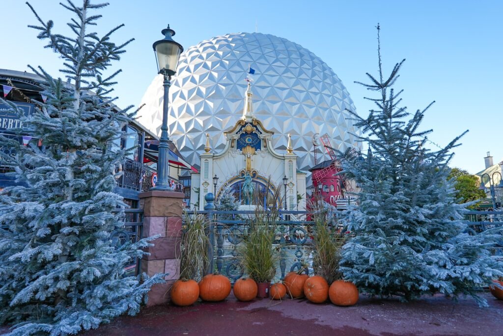 HALLOWinter ist mit toller Atmosphäre und kurzen Wartezeiten die perfekte Zeit für einen Besuch im Europa-Park © Europa-Park GmbH & Co Mack KG