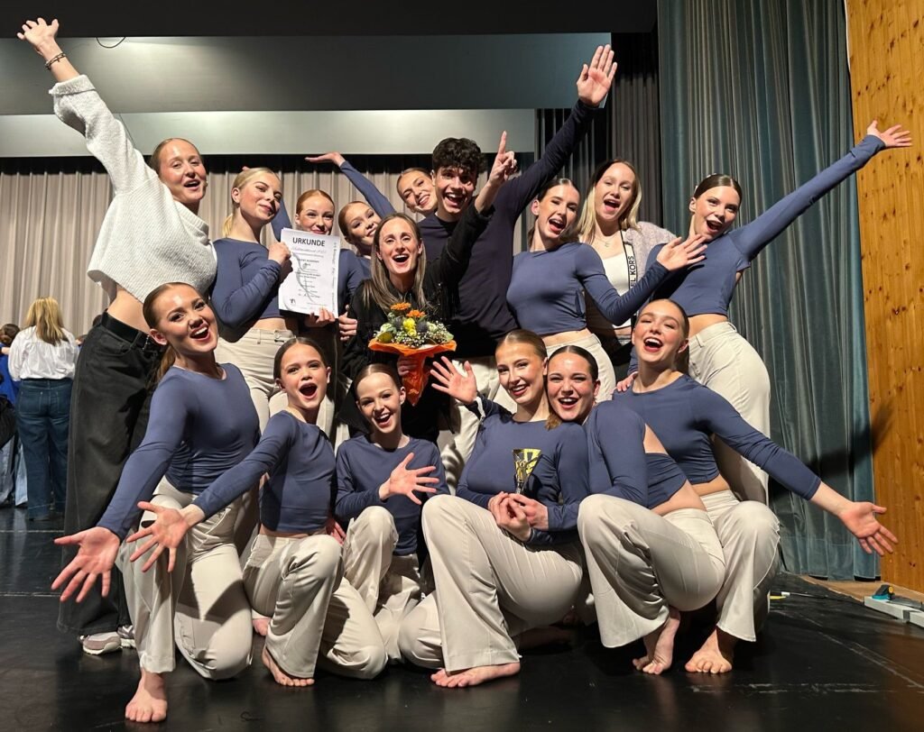 Die Gruppe der TALENT ACADEMY freut sich über die Tageshöchstzahl und den 1. Platz © Europa-Park GmbH & Co Mack KG