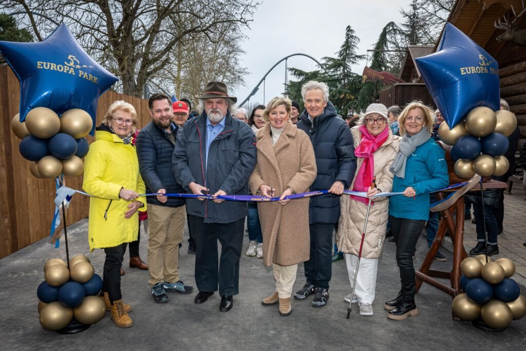 Ludwina Geiger, Alexander Schindler, Karl-Heinz Debacher, Mauritia Mack, Jürgen Mack, Ursula Käufer, Lioba Metz © Europa-Park GmbH & Co Mack KG