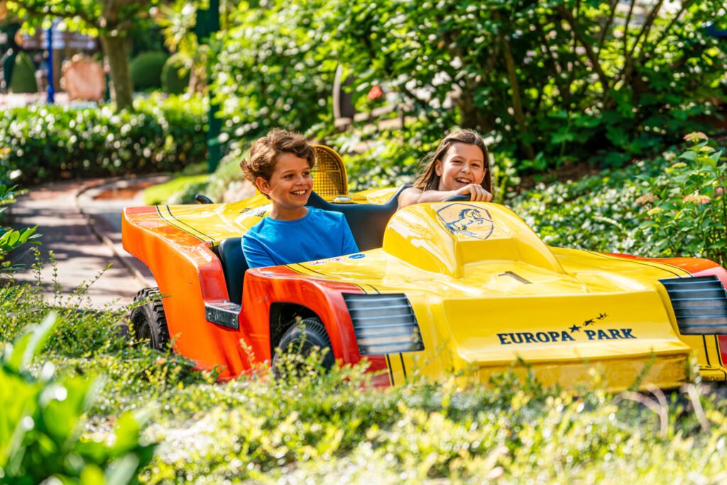 Die „Silverstone-Piste“ lässt die Besucher selbst zu Rennfahrern des berühmten englischen Rennes werden © Europa-Park GmbH & Co Mack KG