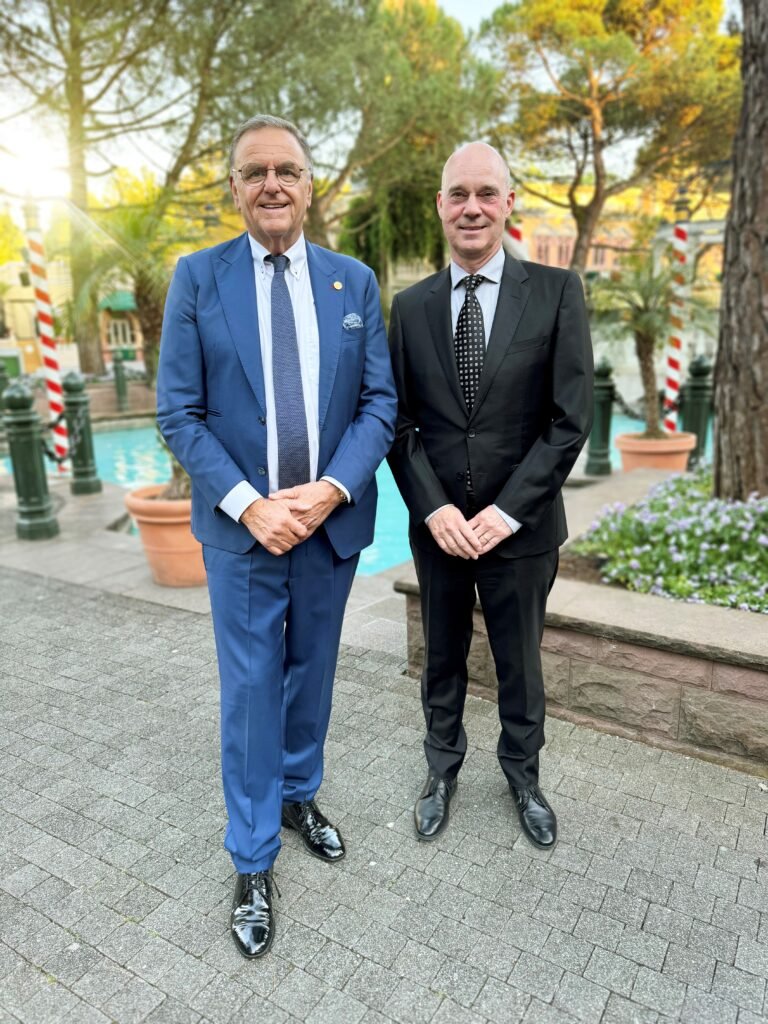 Roland Mack, Inhaber des Europa-Park und JL Bonnier, Universal Studios Japan © Europa-Park GmbH & Co Mack KG